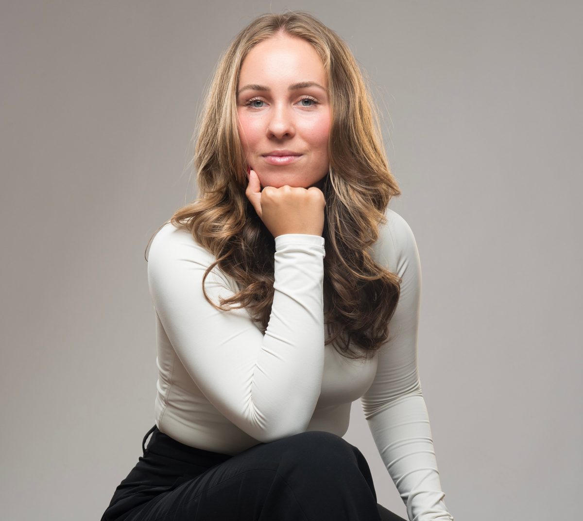 Portrait of Délia Bagi, EMDR and trauma therapist